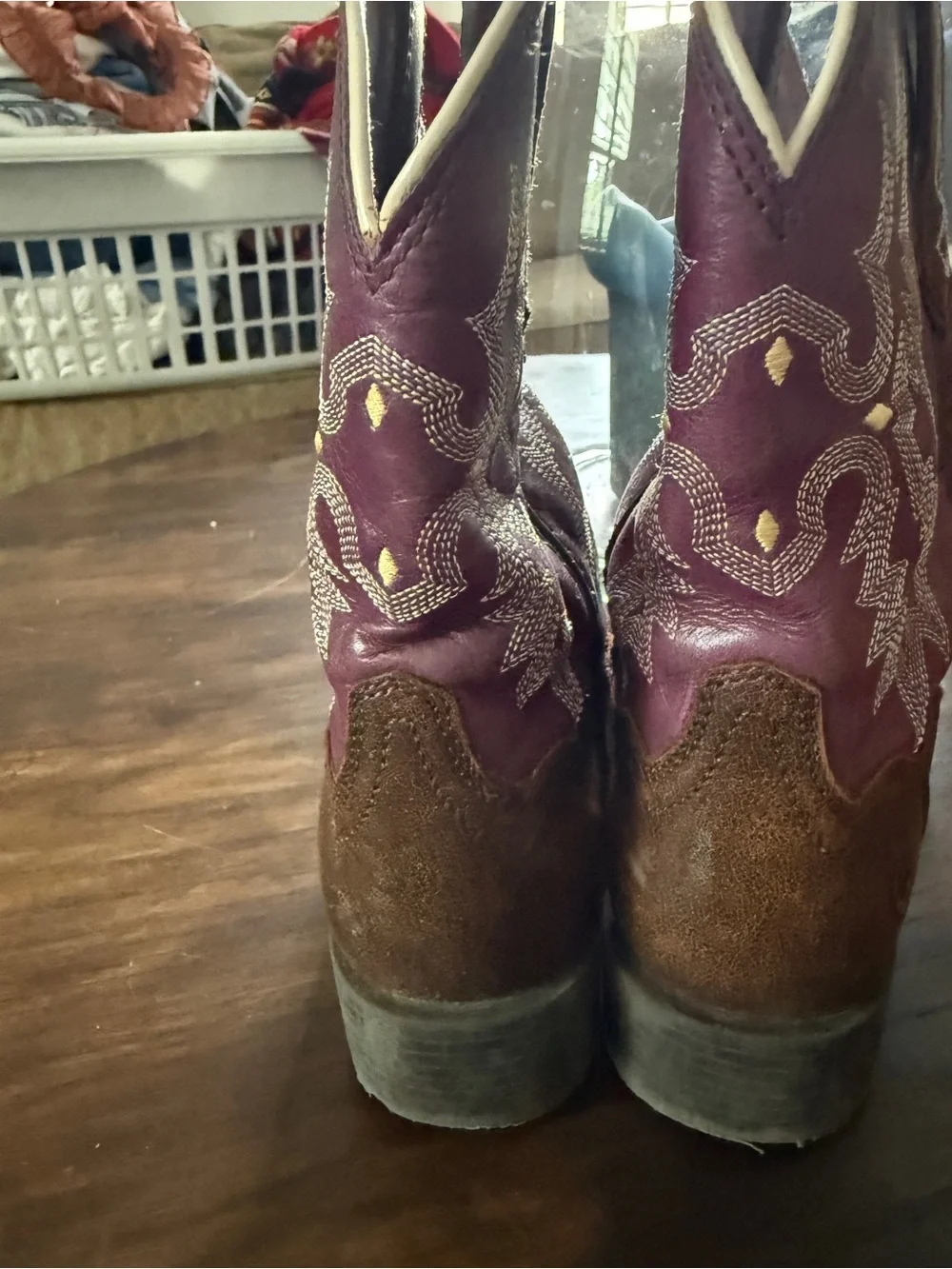 Ariat cowboy style